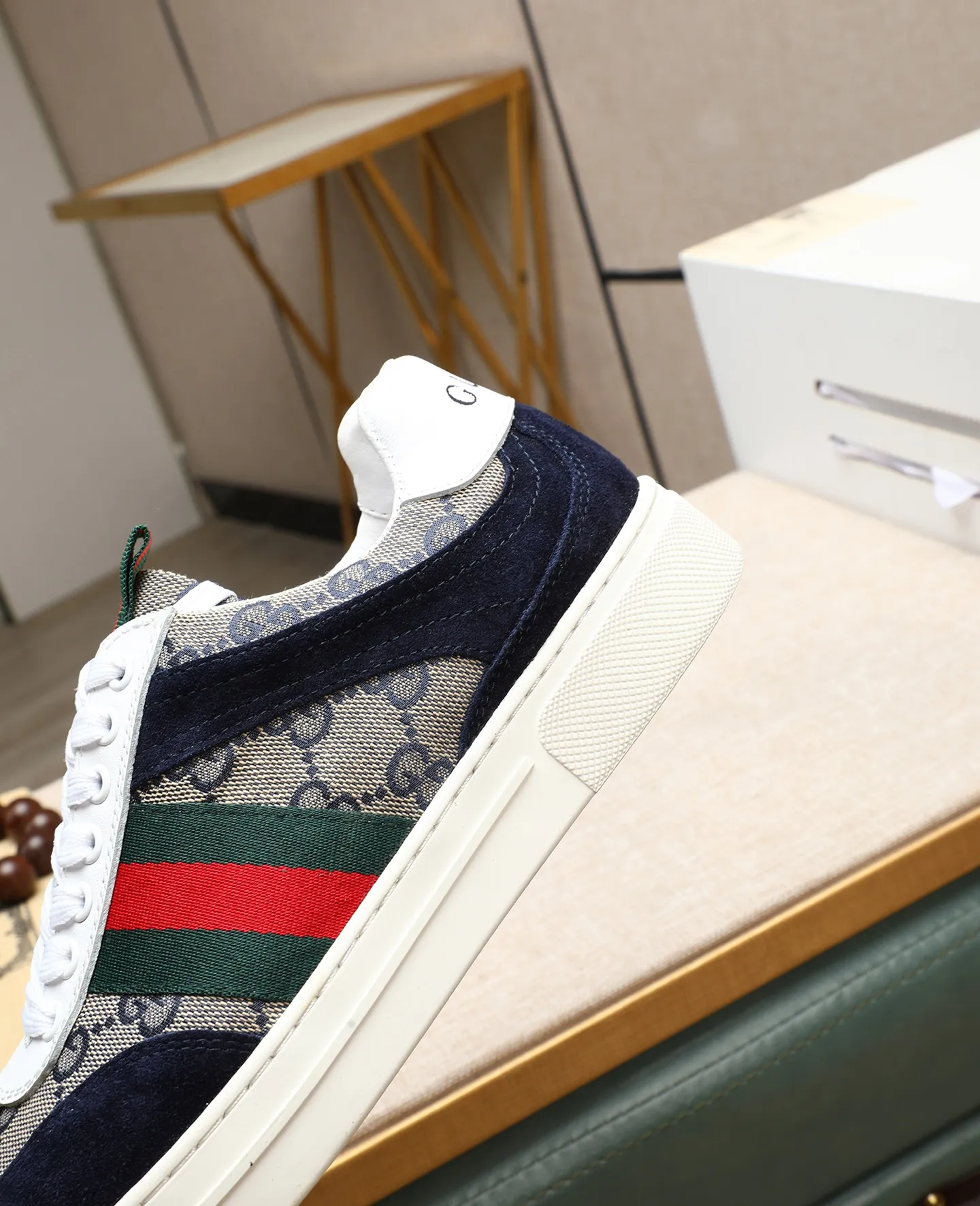 Men's men's shoes 💰440 GUCCI🔍🔍The latest model is on sale at the same time at the counter. Original calfskin imported from Italy, genuine leather lining, (high-end, noble, and classy) with exquisite workmanship. Sole: Original sole provided by the original factory, ⚠Exclusive double-layer movable molded sole super comfortable⚠, real shot 🎬The real thing is better🔍🔍"High quality·Follow the order" Code number 38-44
